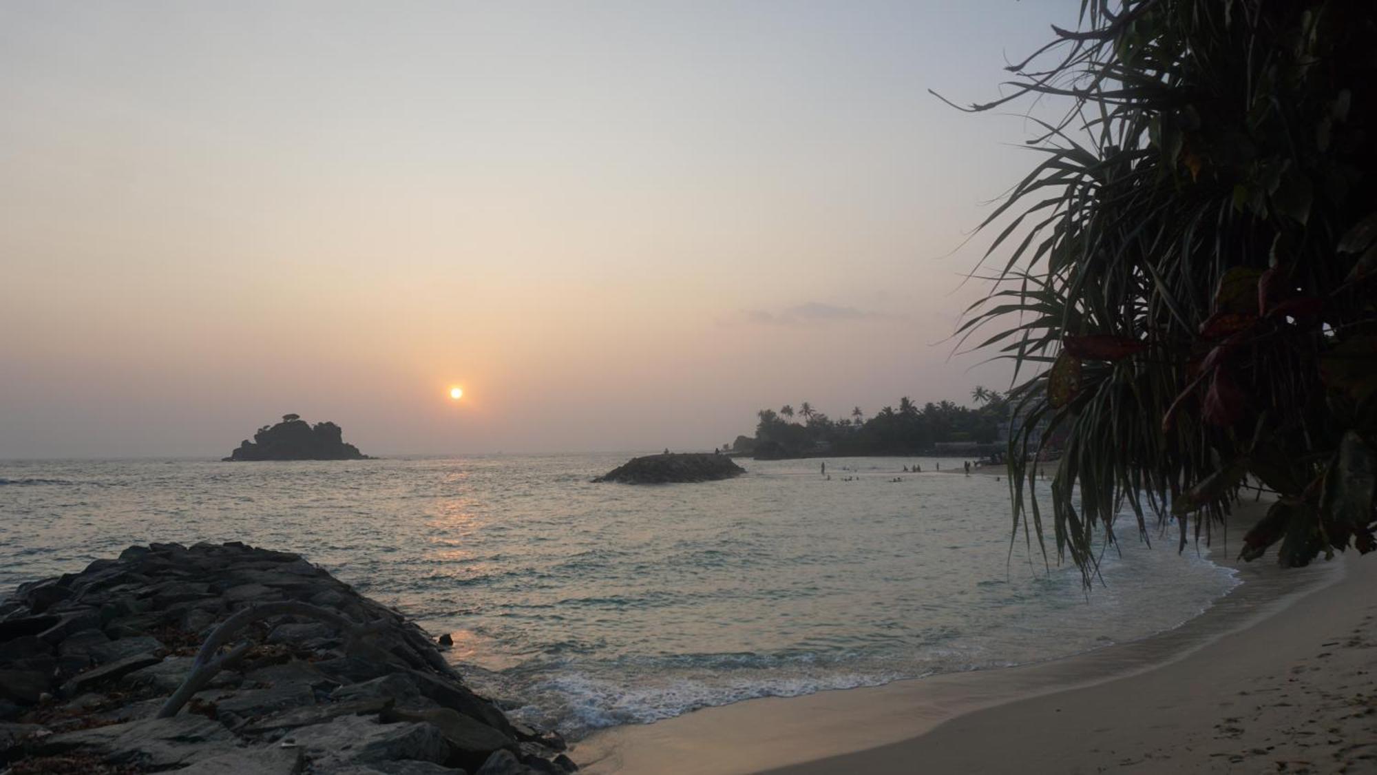 The Whitegates Lodge Weligama Buitenkant foto