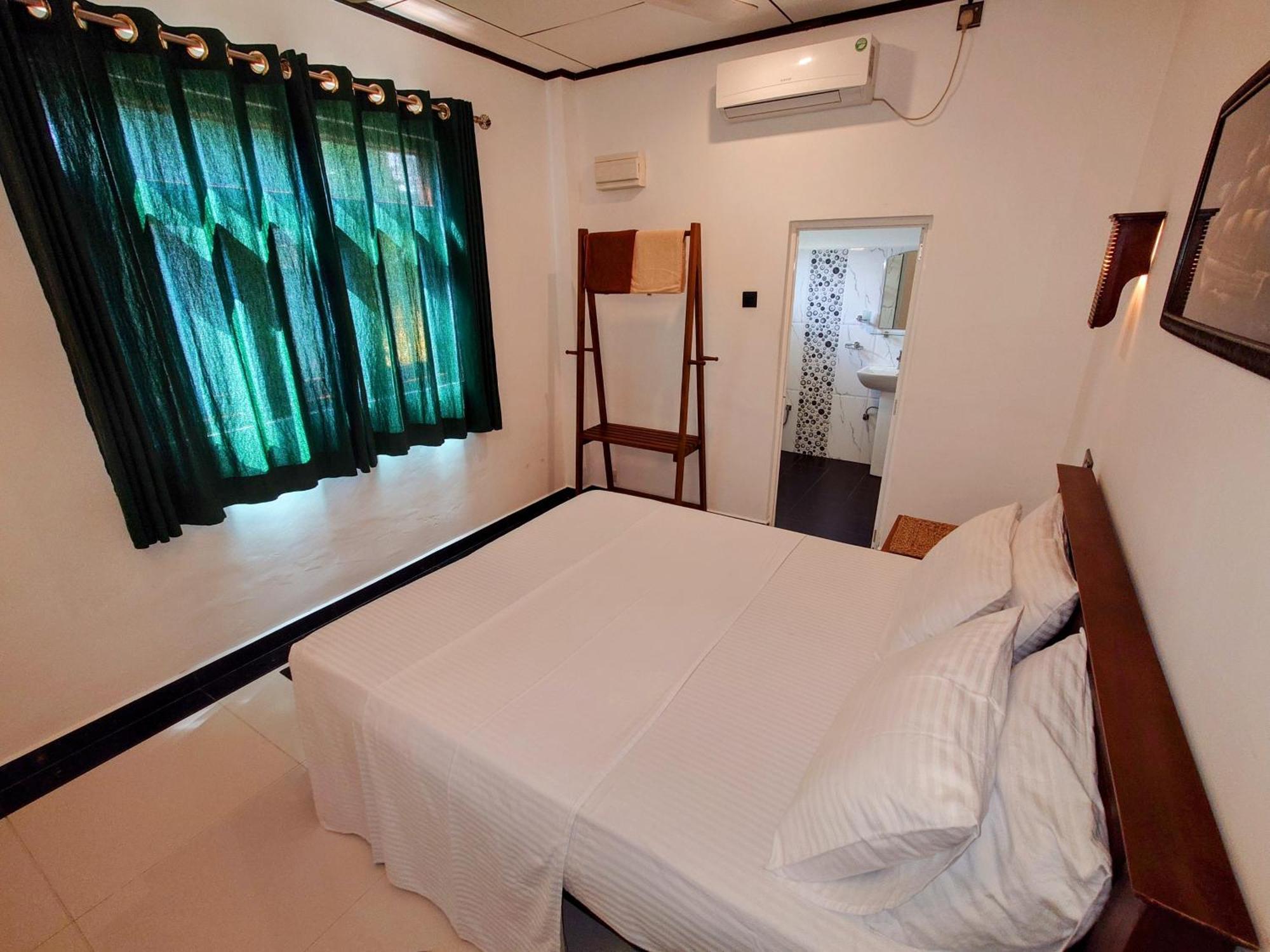 The Whitegates Lodge Weligama Buitenkant foto
